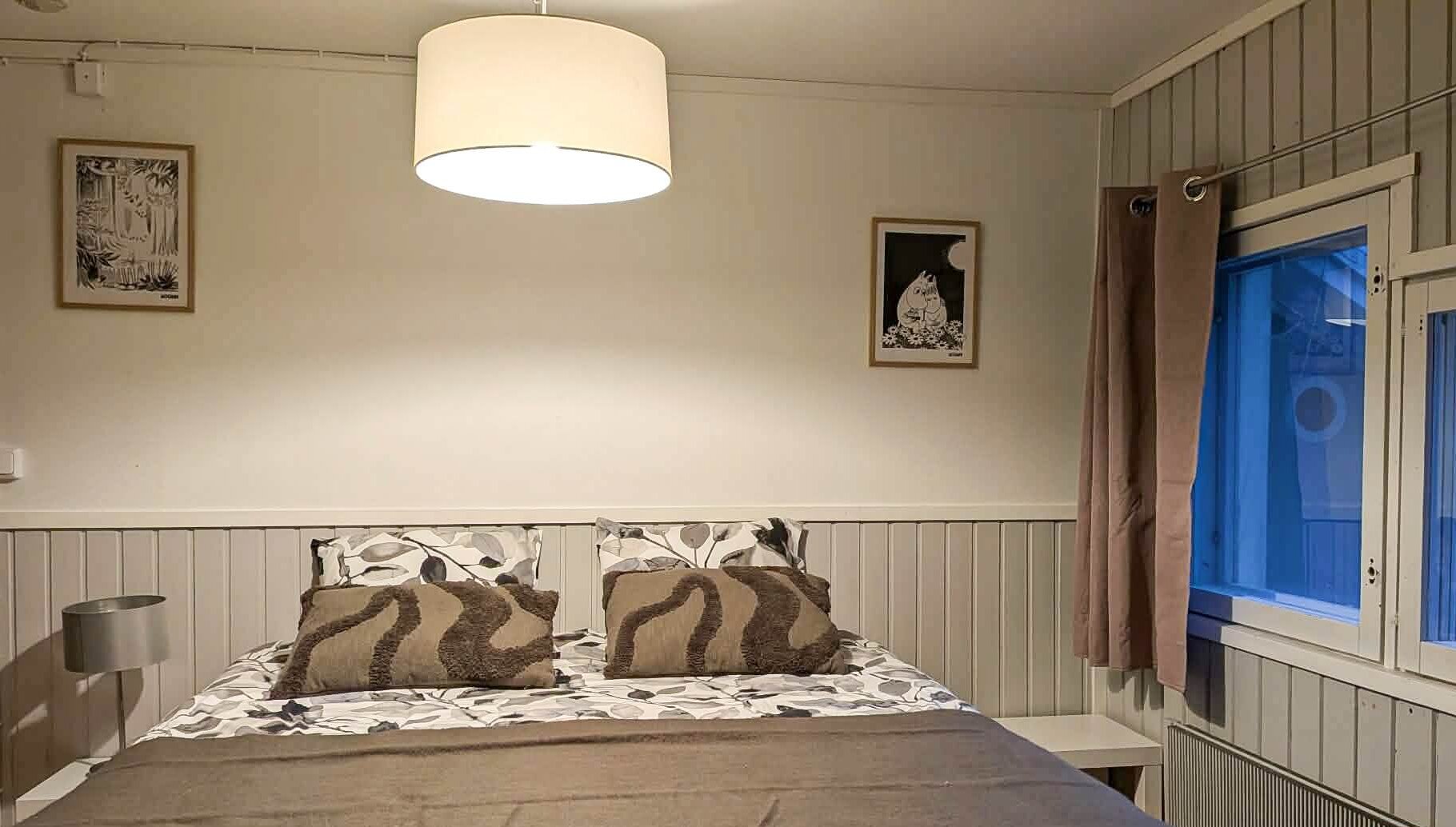 cosy bedroom posio